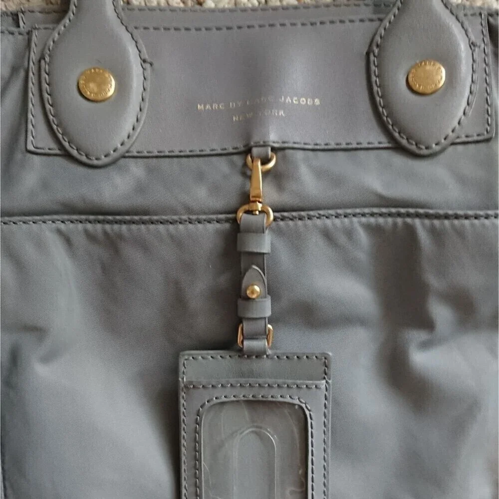 Marc by Marc Jacobs Preppy Nylon Clara large Tote gray